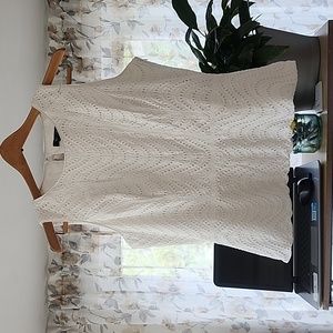 White House Black Market / 10 / White